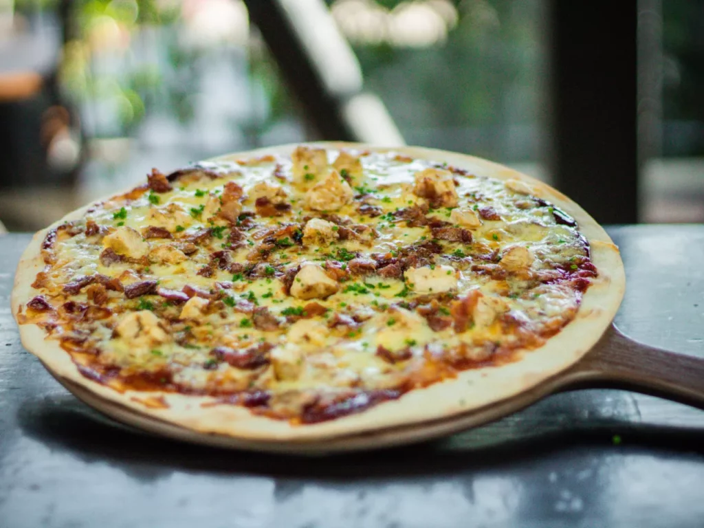 Pizzas a la piedra [SOLO PARA LOCALES BARRIO ITALIA & PEDRO VALDIVIA]